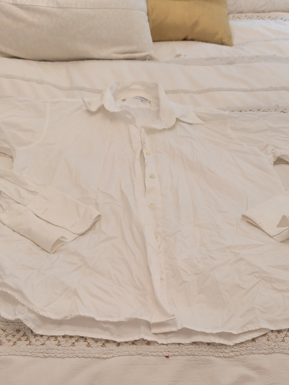 Men's White Long-Sleeve Dress Shirt - Classic Collar